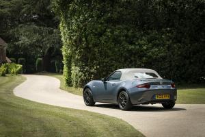 Mazda MX-5 R-Sport 2020 года  (UK)